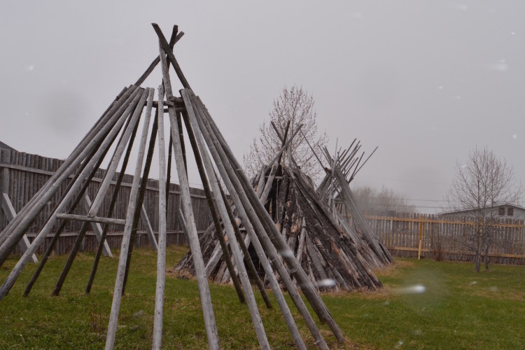 Teepee Structure